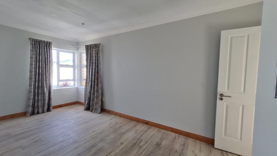 3 Bedroom Property for Sale in Dana Bay Western Cape